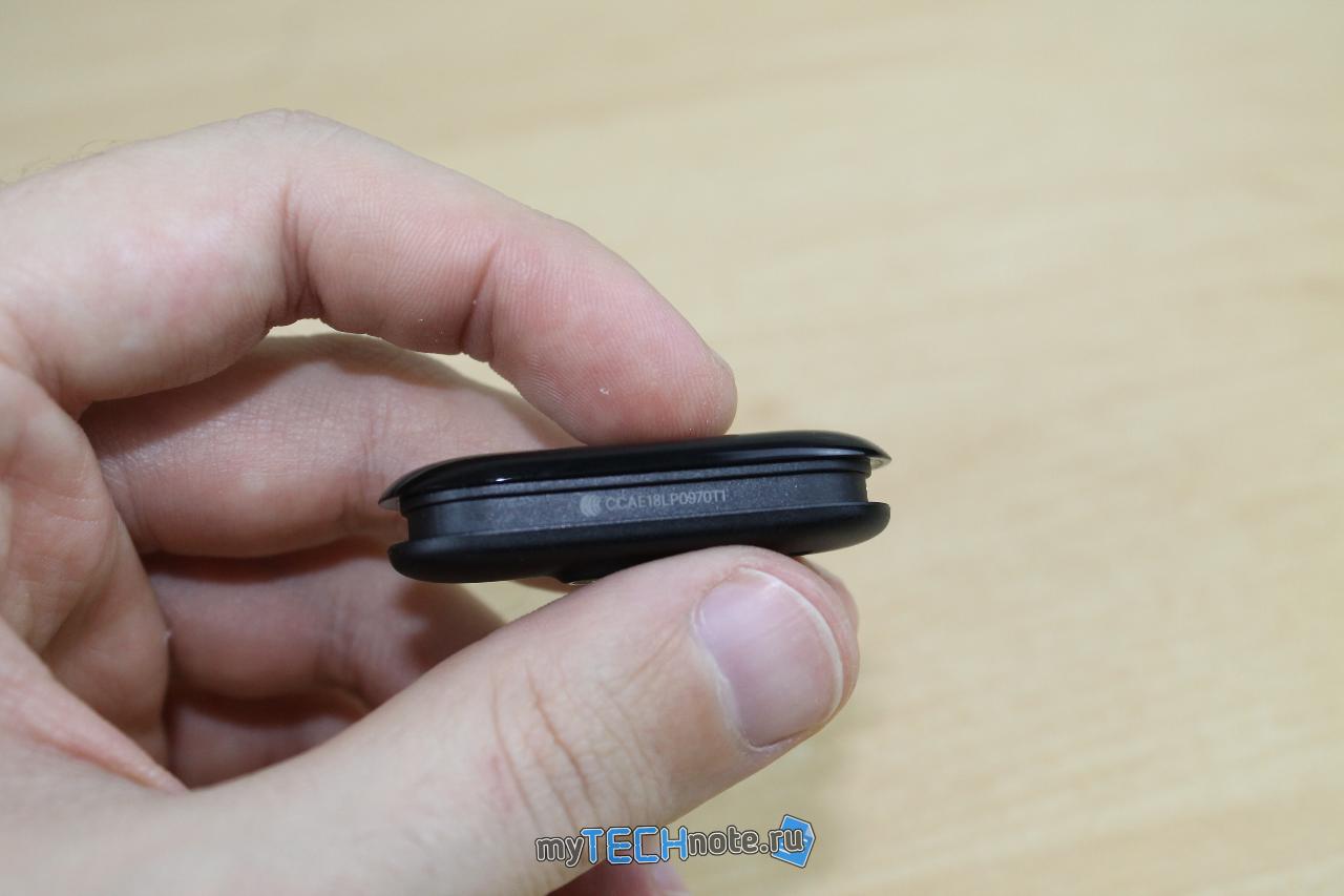 Xiaomi Mi Band 3 – а нужен ли фитнесс трекер не спортсменам? - вид на mi band 3 сбоку