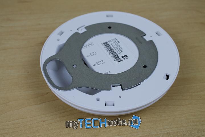 MikroTik CAP AC – мини обзор / распаковка - удобное крепление - пластина