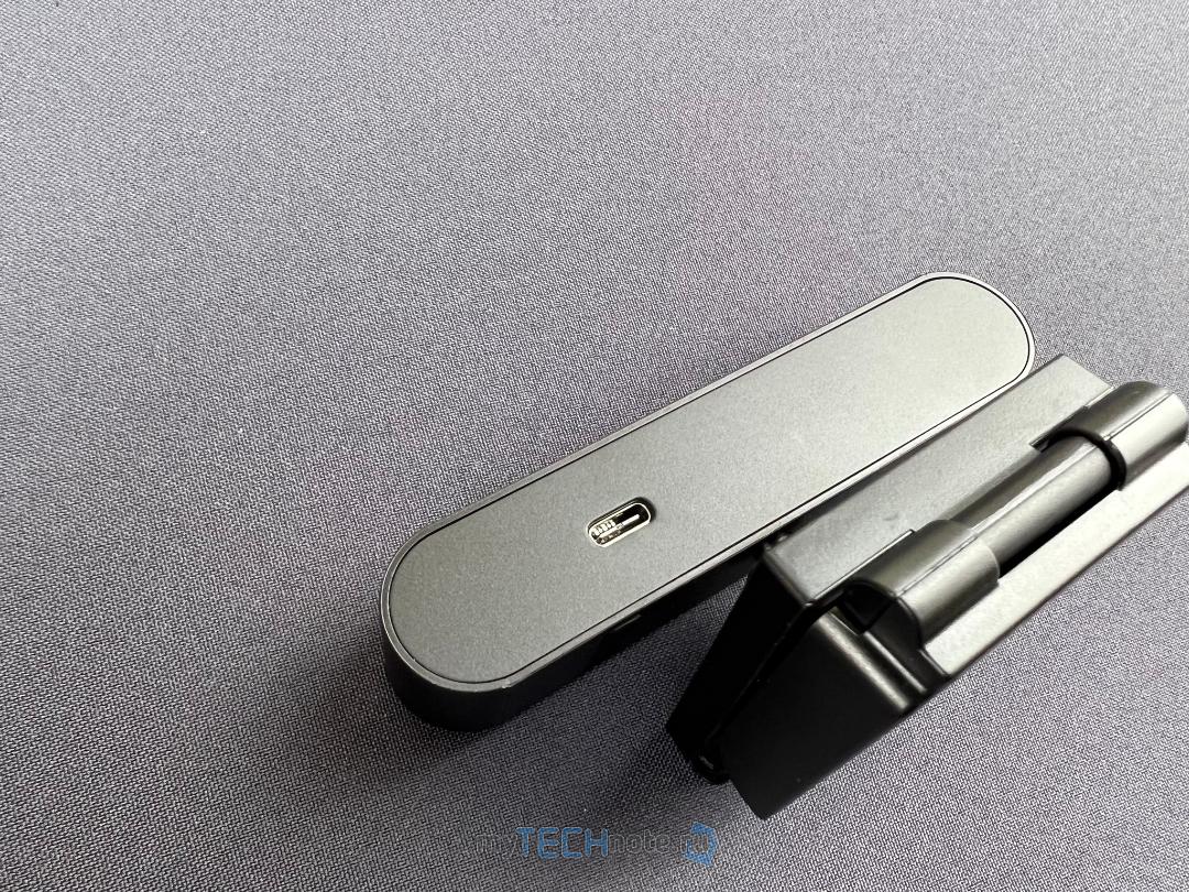 Веб-камера Lenovo 500 HD Webcam - относительно недорогая веб камера, поддерживающая Windows Hello - вид сзади